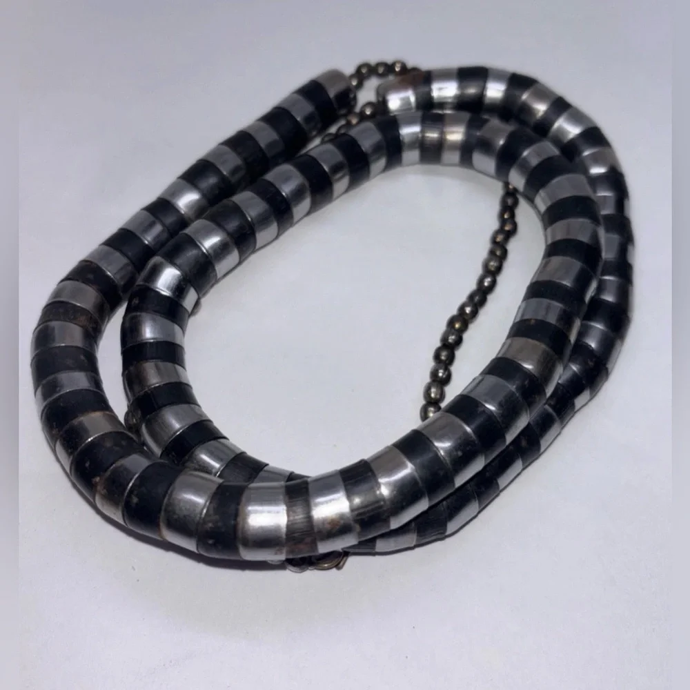 Metal Snake Beaded Necklace Articulated 39” Black & Gunmetal Silver Vintage Bold